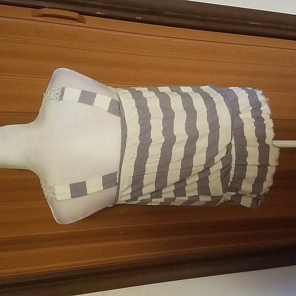 BACCI GREY STRIPED LACE TOP - Picture 4 of 6